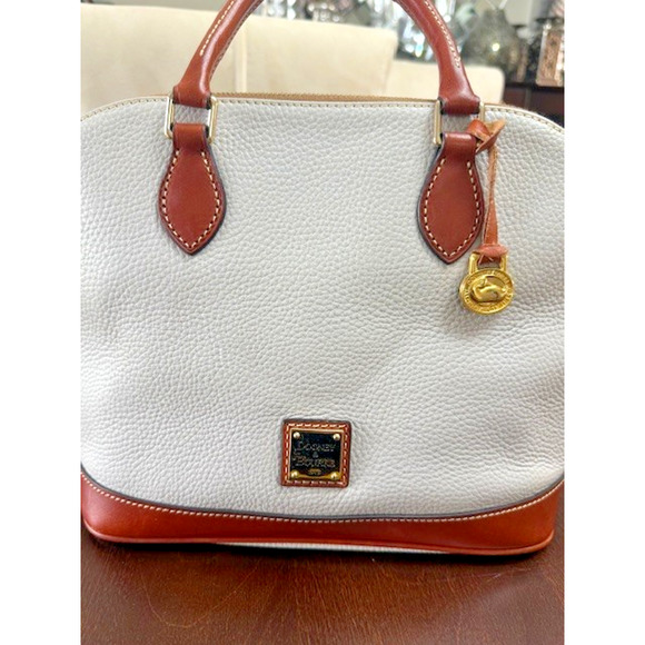 Dooney Bourke Pebbled leather Zip Satchel Bone Oyster? Off White Tag Handbag - Picture 3 of 11